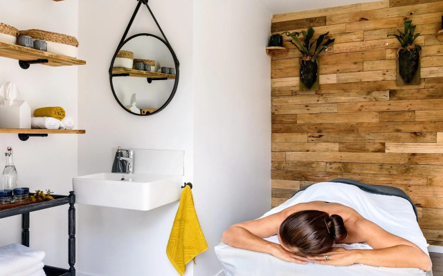 Abel Tasman Lodge