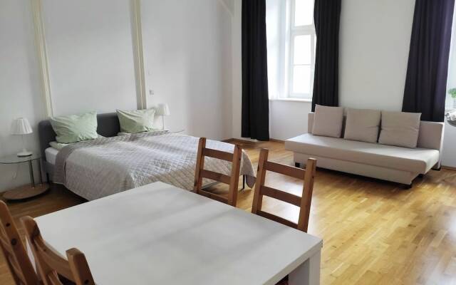 Lovely Modern Historical 1-bedroom