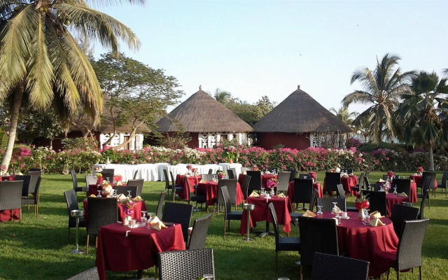 Royam Hotel