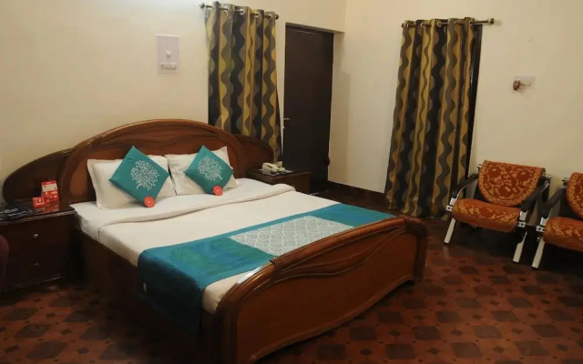 Baseraz by OYO Rooms