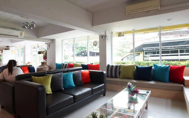 Donmuang Airport Hostel