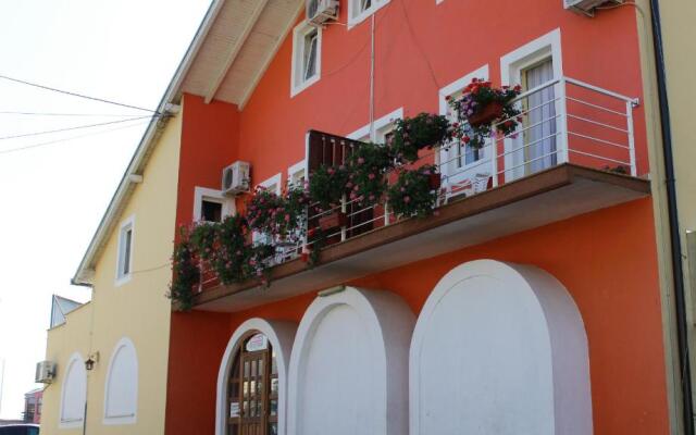 Guest House Babilon