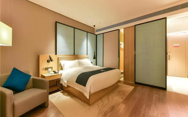 Echarm Hotel (Nanning Jiangnan Wanda Plaza Baisha Avenue)