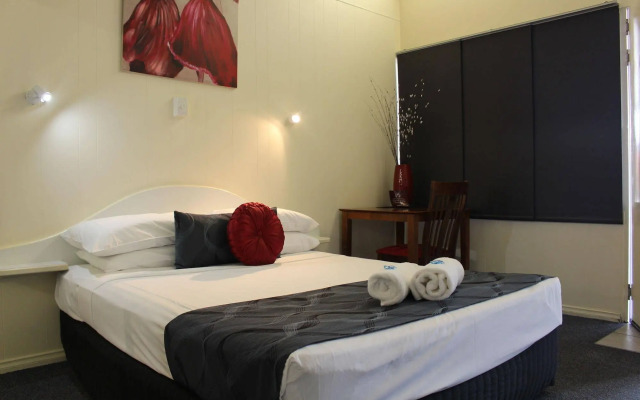 Parkside Motel