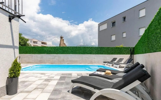 New luxury apartment Kila