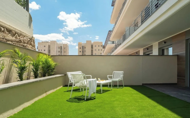 Red Canyon Garden Stay by Sea N' Rent