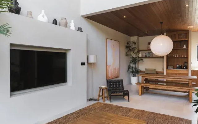 Surf Loft 4 by Alfred in Bali