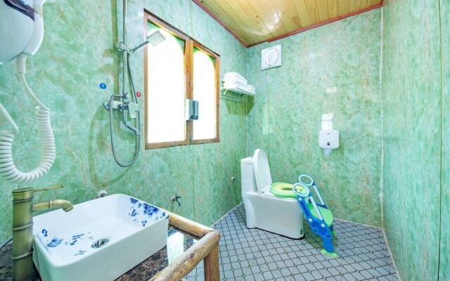 Jingzheng Holiday Hotel