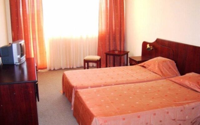 Dahlia Garden Hotel