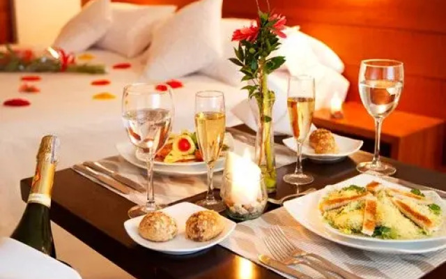 NH Royal La Boheme - 3 Nights, Bogotá, Colombia
