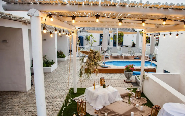 Paternoster Lodge