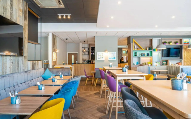 Holiday Inn Bournemouth by IHG