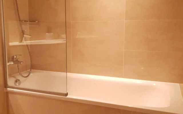 Nash Suites Airport Hotel