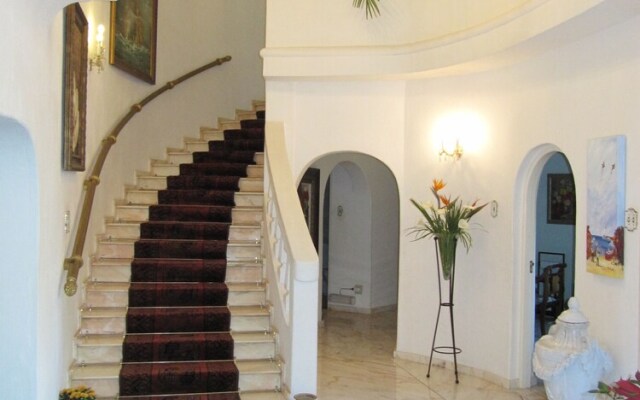 Kleineweide Guest House