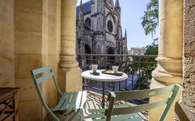 Centre historique, appartement climatisé avec terrasse