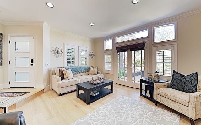 Designer - 3 Br Home