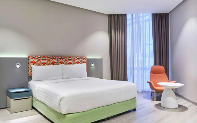 Port Fiesta Park Hotel