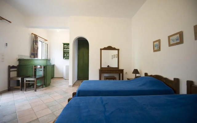 Paloma Studios