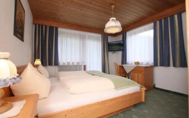 Gmnder Klause Pension