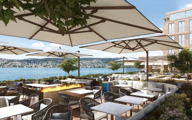 Alex Lake Zurich City & Lake Resort