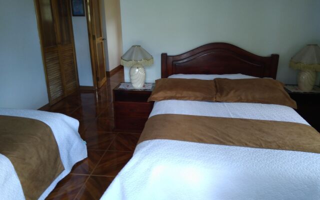 Suymar Ecolodge Galapagos