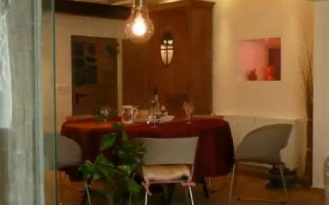 Le Chat Rouge Chambres d'Hôtes de Charme en Alsace