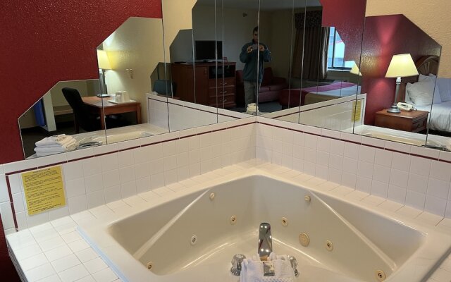 Express Inn & Suites