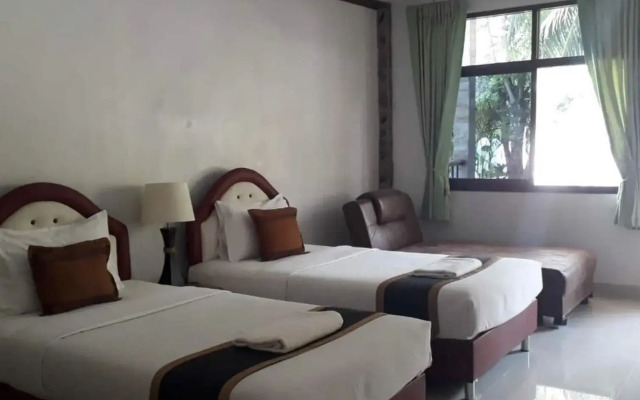 Pechmaneekan Beach Resort