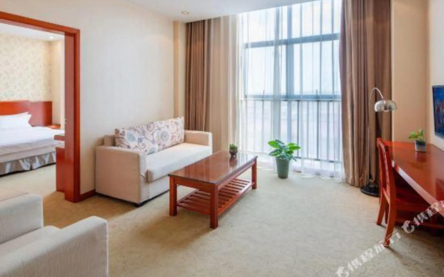 Yixing Xia Hao Hotel Ding Shan store