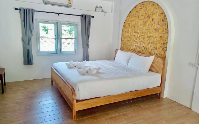 PAN Beachfront Resort Krabi