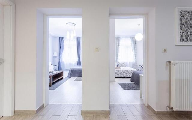 Goldcentral Apartment Grand Boulevard