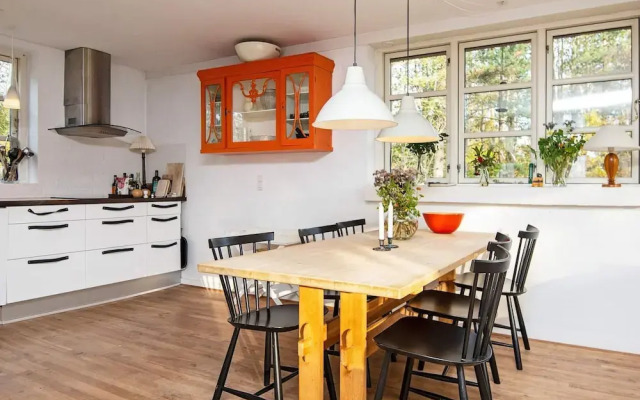 6 Person Holiday Home in Knebel