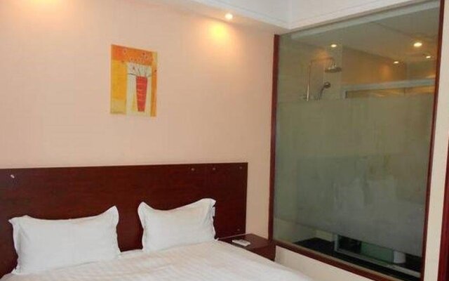 Ningbo Qingqishi Holiday Hotel