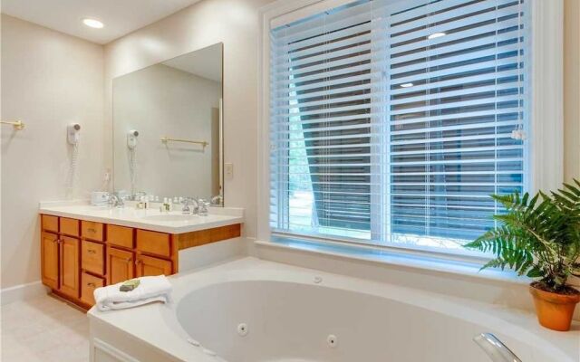 Wendover Dunes 8115 by RedAwning