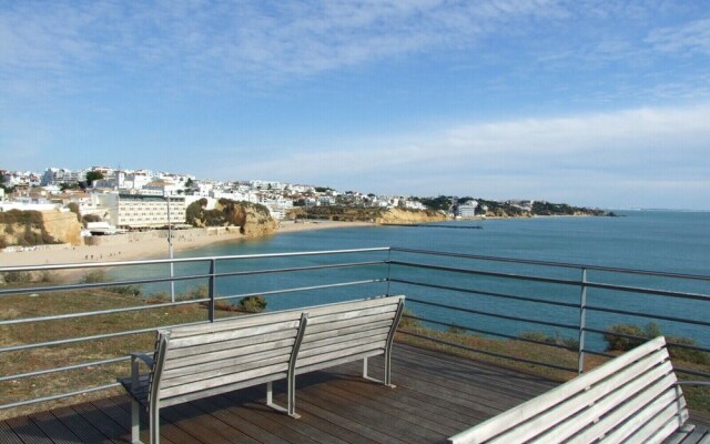 Private 2 Bed Apartment in Albufeira Old Town