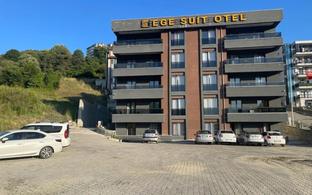 Ege Suit Otel