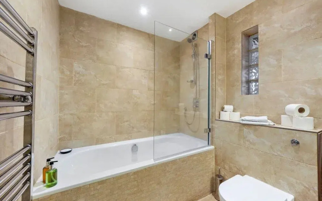 Flat in Kensington London