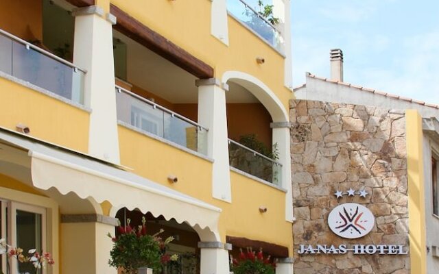 Janas Hotel