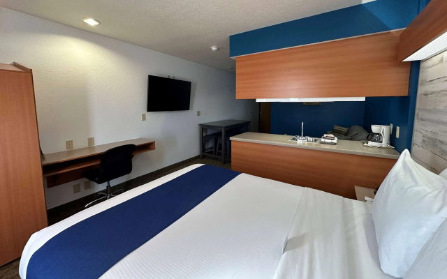 Microtel Inn & Suites by Wyndham Tomah