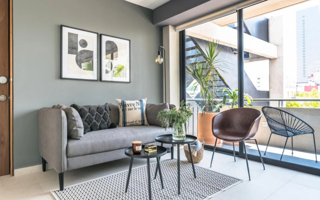 Alcazar Apartments by Host Me Tender