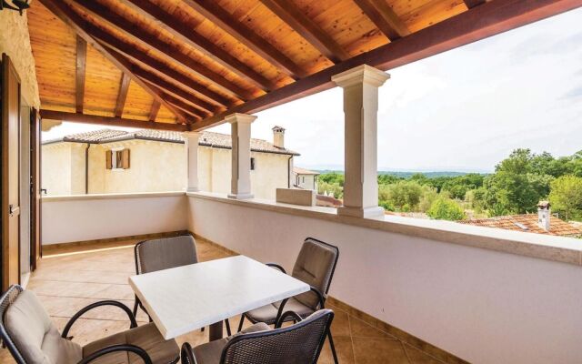 Beautiful Home in Turcic With Wifi and 4 Bedrooms