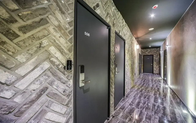 Changwon Jinhae Almond Hotel
