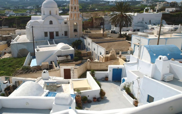 Santorini Caves