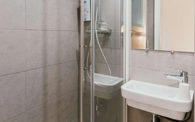 Kyriad Direct Bordeaux Est Lormont