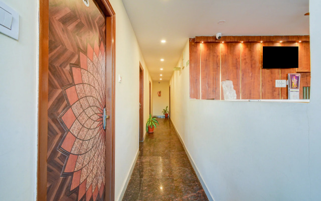 Super Hotel O Neredmet Road