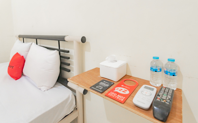 RedDoorz Syariah near Tugu Pandanwangi Cianjur