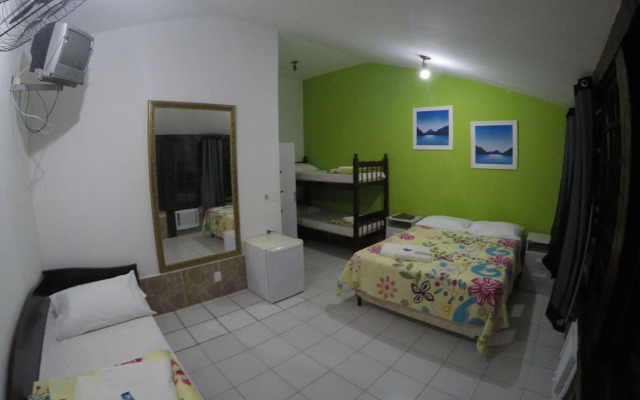 Pousada Ferradura Beach