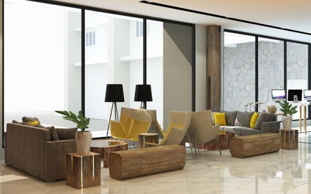 Pollos Hotel & Galerry Rembang