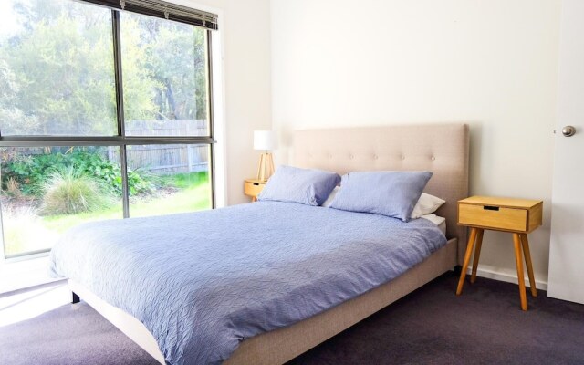 Caxton Beach House - hot tub spa