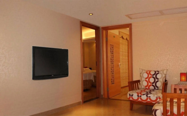 Garden Hotel